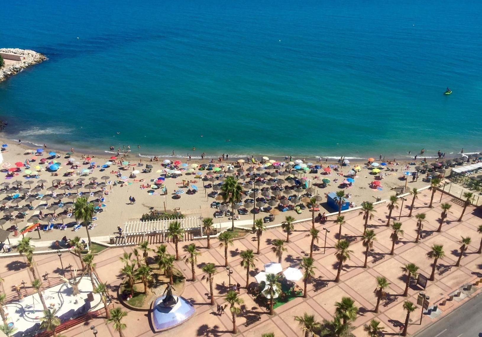 Апартаменты Fuengirola Playa Carina Экстерьер фото